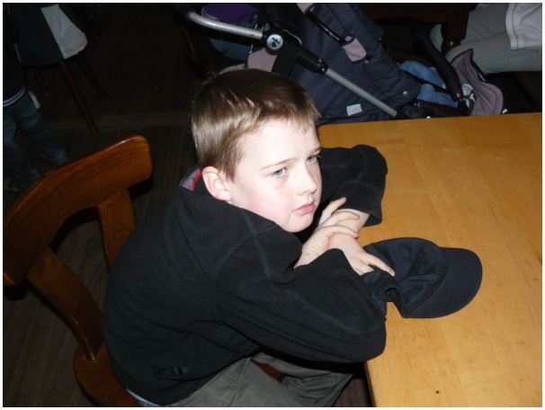 584x433 pixels (81K)